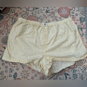 Gap Shorts